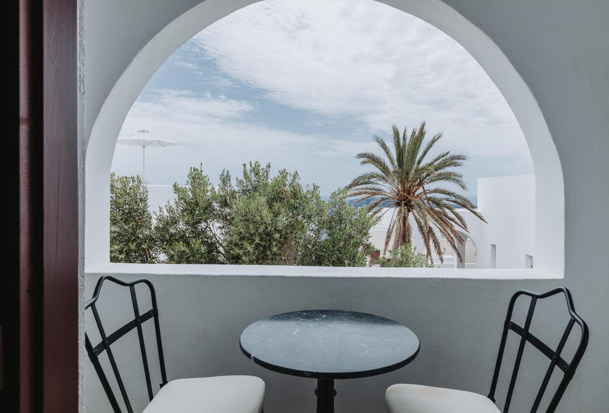 Meroviglia Boutique Hotel Imerovigli  Zimmer foto